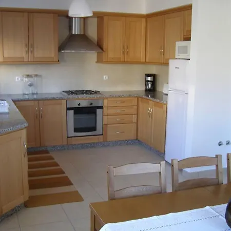 Spacious Close To Beach Tatil Evi Atouguia Da Baleia