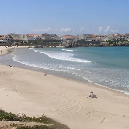 Spacious Close To Beach Tatil Evi